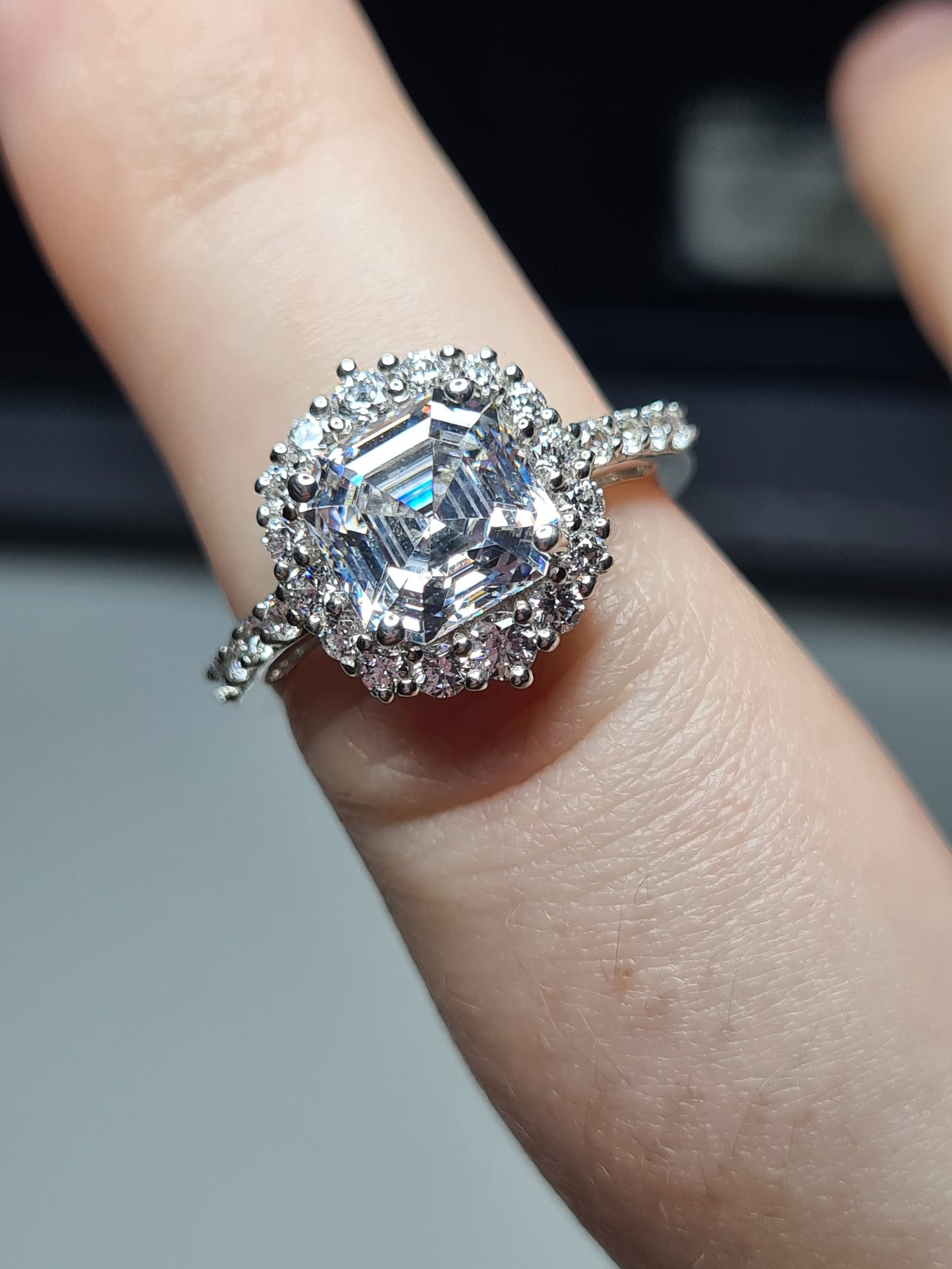 Swarovski Zirconia Halo Ring 925 Sterling Silver SIZE N