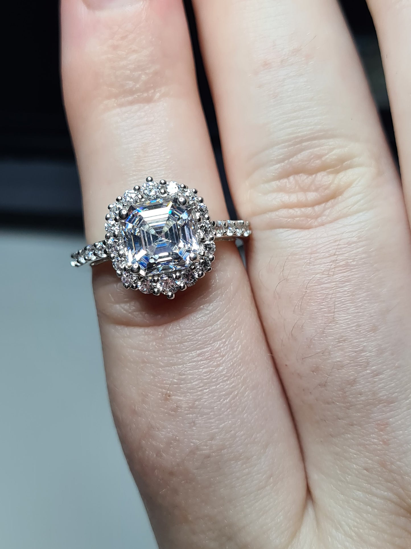 Swarovski Zirconia Halo Ring 925 Sterling Silver SIZE N