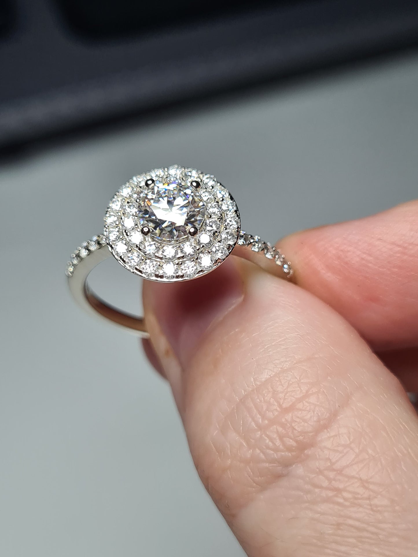 1.46ct Moissanite Halo Ring 925 sterling silver SIZE S