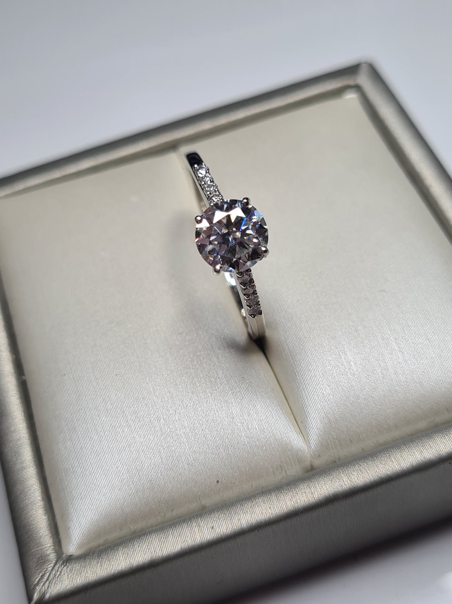 1.31ct Solitaire moissanite Ring with detailed shoulders  925 sterling silver SIZE T