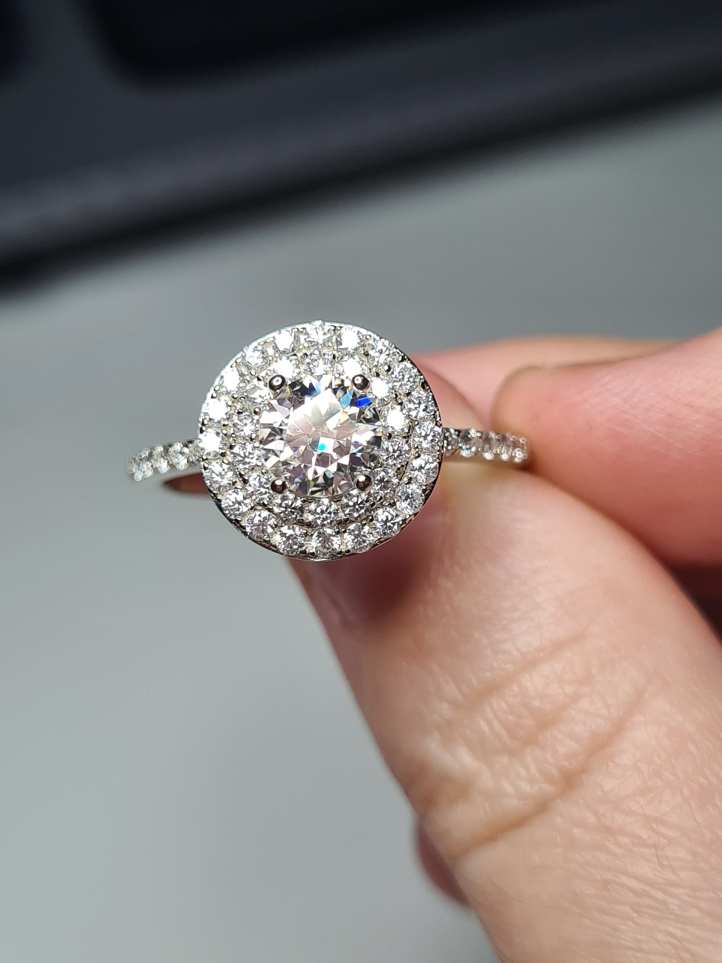 1.46ct Moissanite Halo Ring 925 sterling silver SIZE S