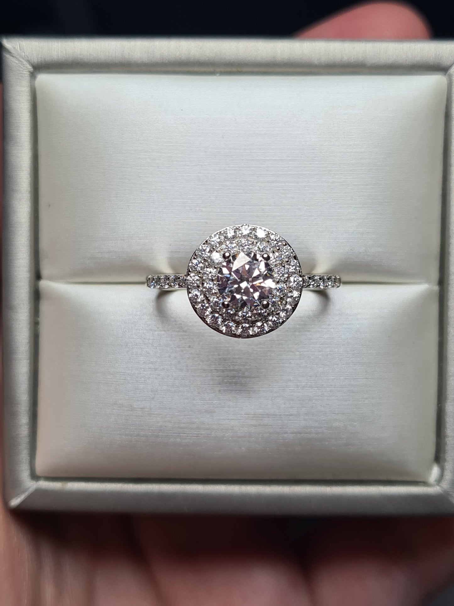 1.46ct Moissanite Halo Ring 925 sterling silver SIZE S