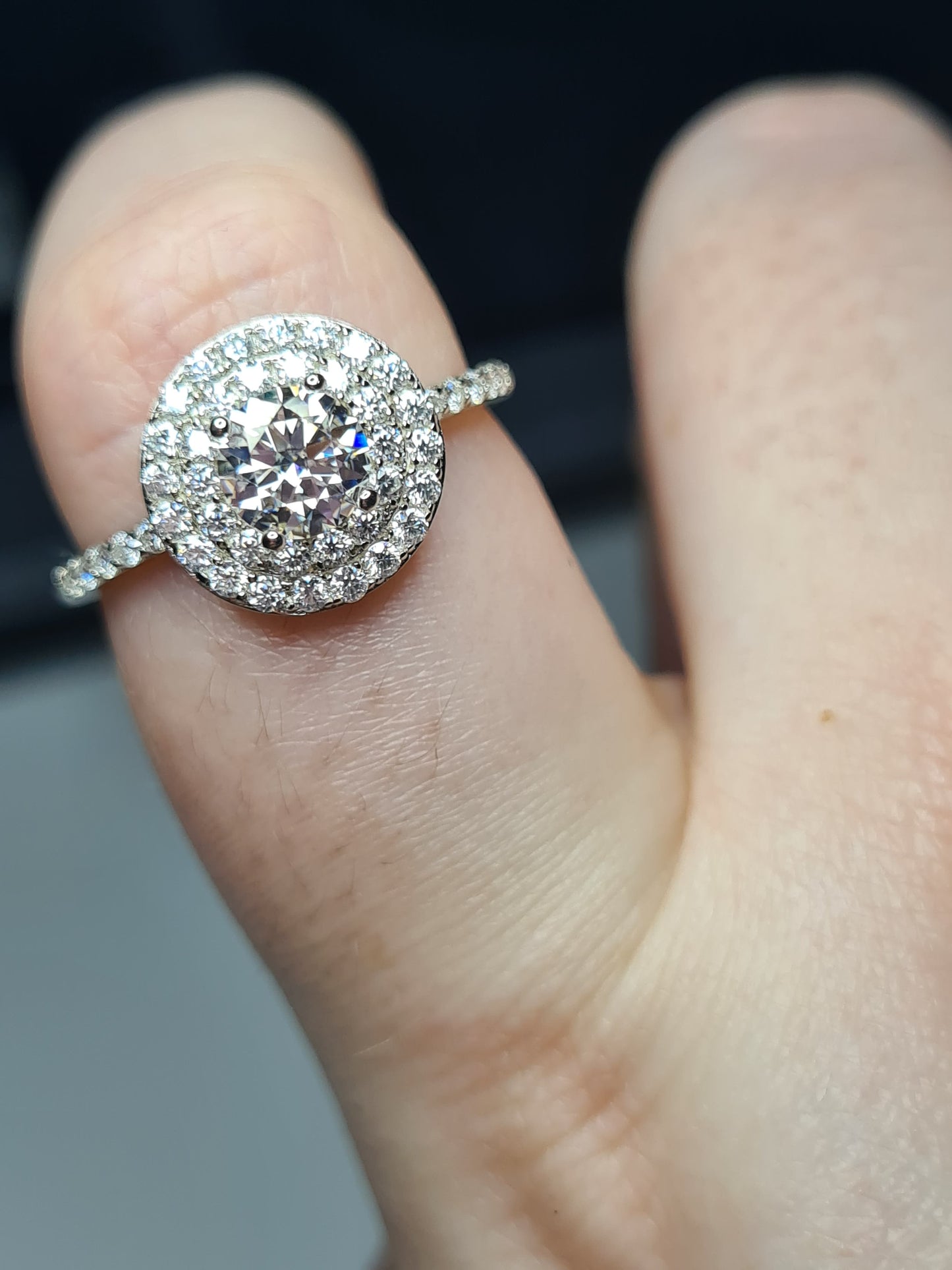 1.46ct Moissanite Halo Ring 925 sterling silver SIZE S