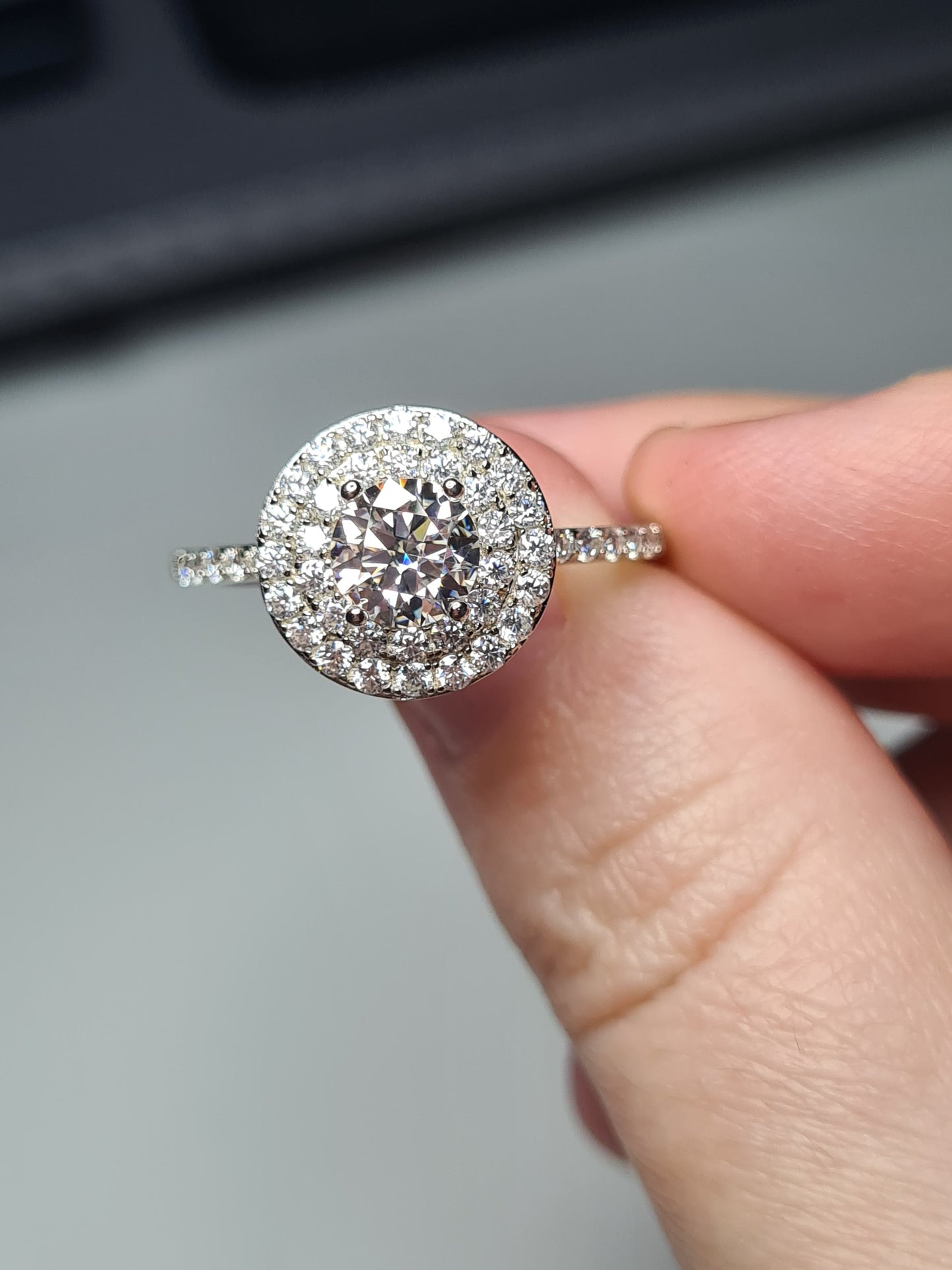 1.46ct Moissanite Halo Ring 925 sterling silver SIZE S