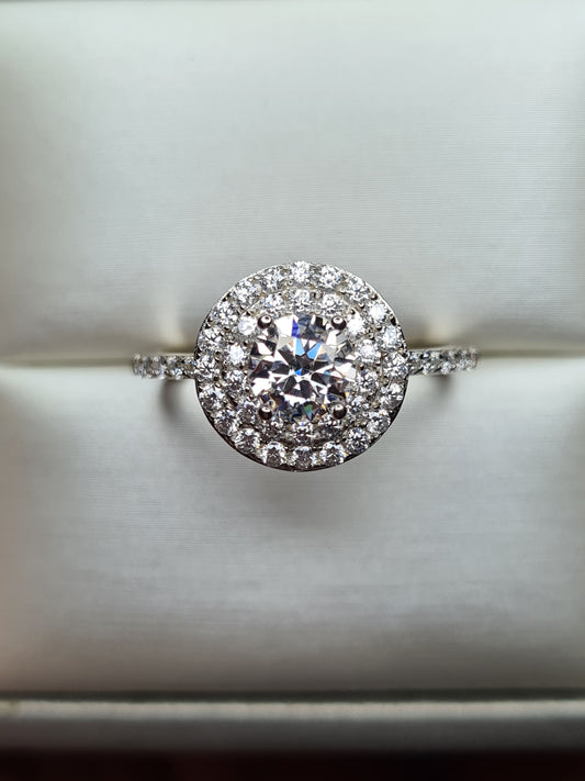 1.46ct Moissanite Halo Ring 925 sterling silver SIZE S