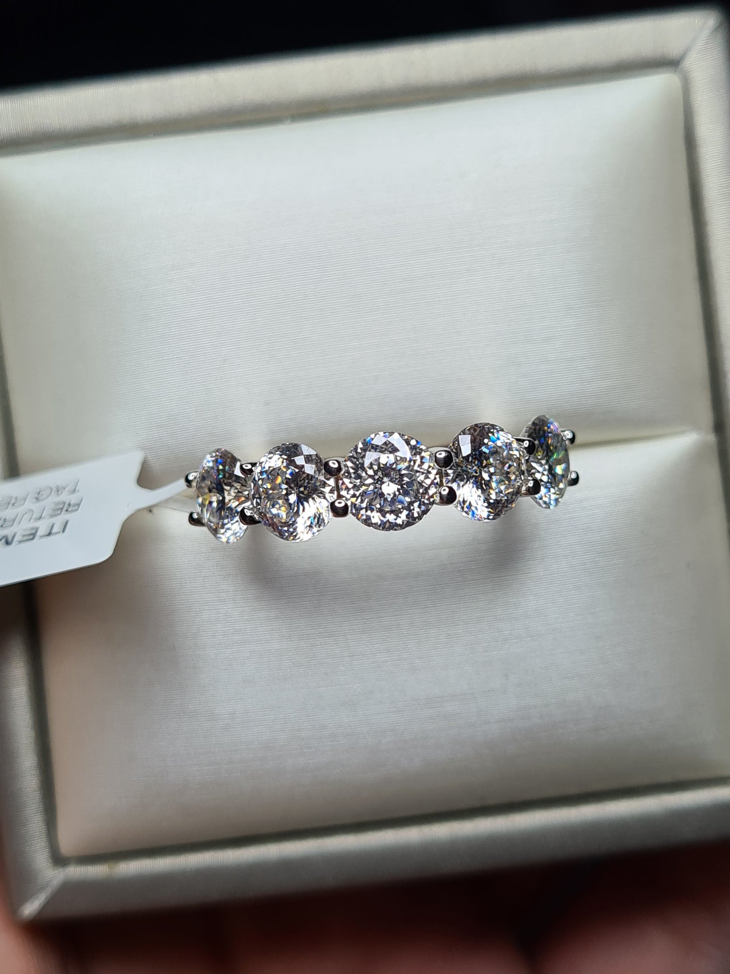 3.99ct 5 stone moissanite Ring 925 sterling silver SIZE O