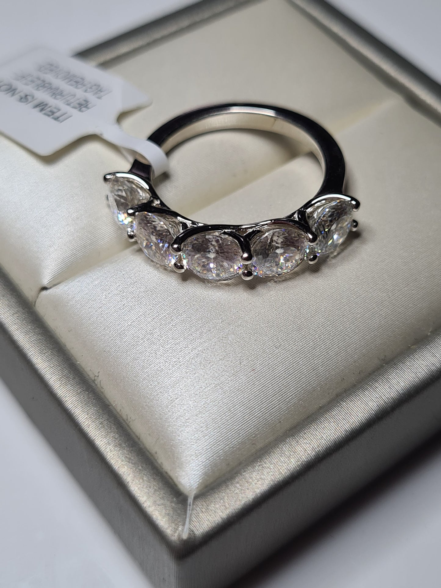 3.99ct 5 stone moissanite Ring 925 sterling silver SIZE O