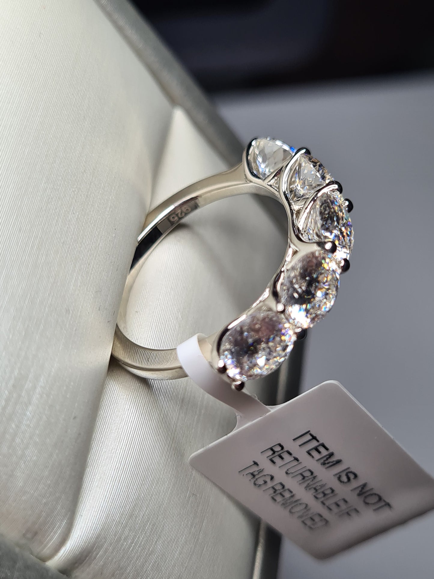 3.99ct 5 stone moissanite Ring 925 sterling silver SIZE O