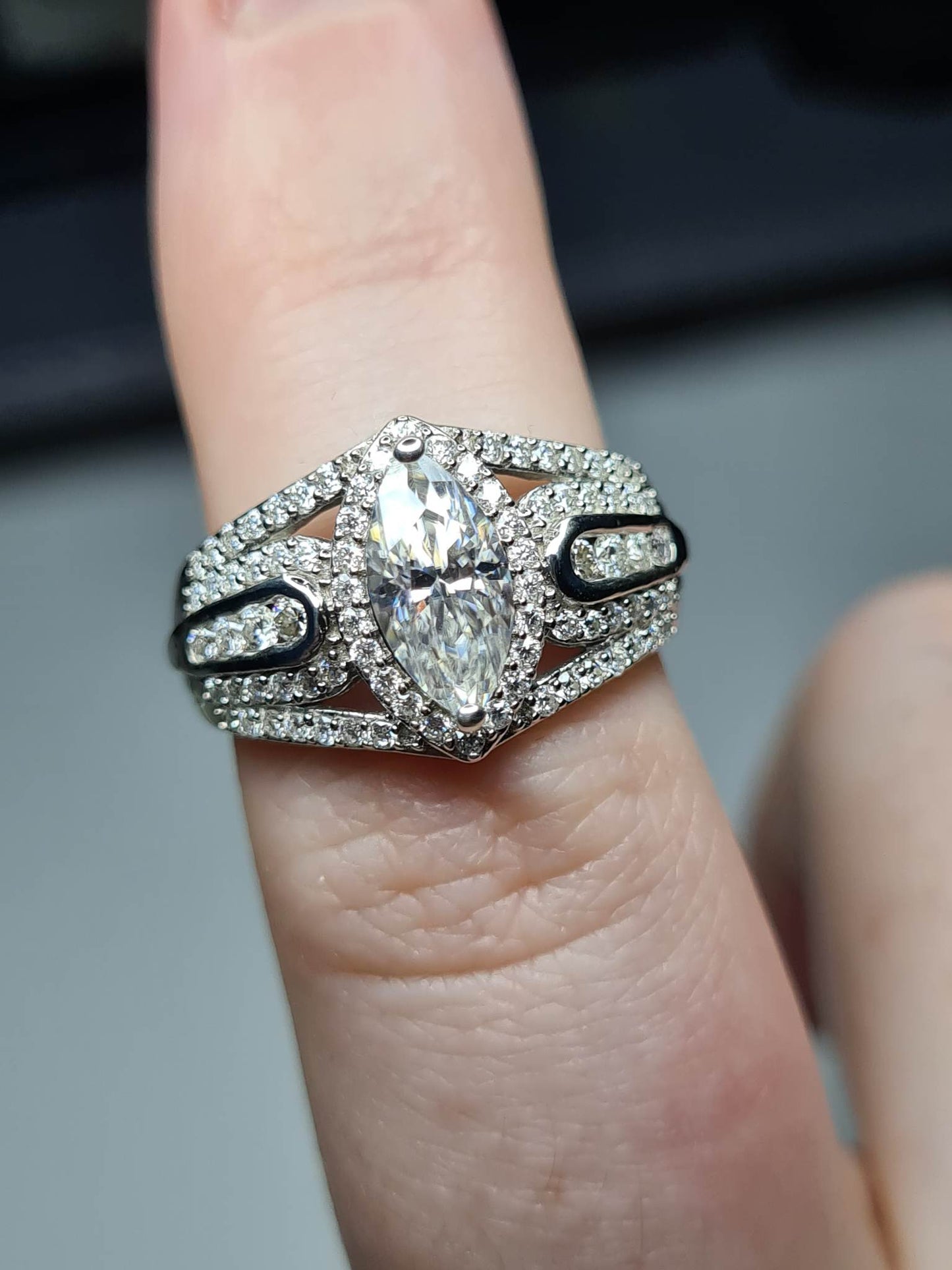 1.56Ct Marquise Moissanite Cluster Ring 925 Sterling Silver SIZE M
