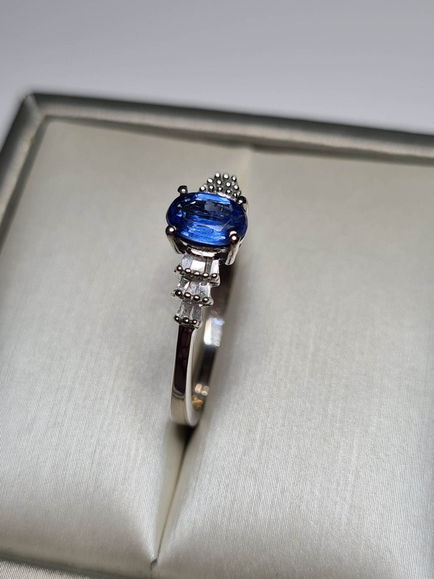 Kashmir Kyanite and Diamond Ballerina Ring in 925 Sterling Silver SIZES M, V