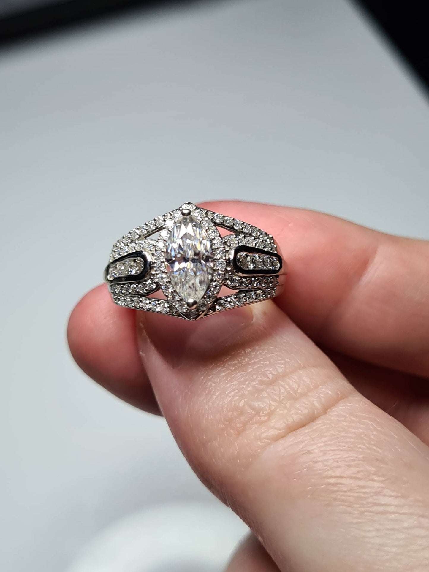 1.56Ct Marquise Moissanite Cluster Ring 925 Sterling Silver SIZE M