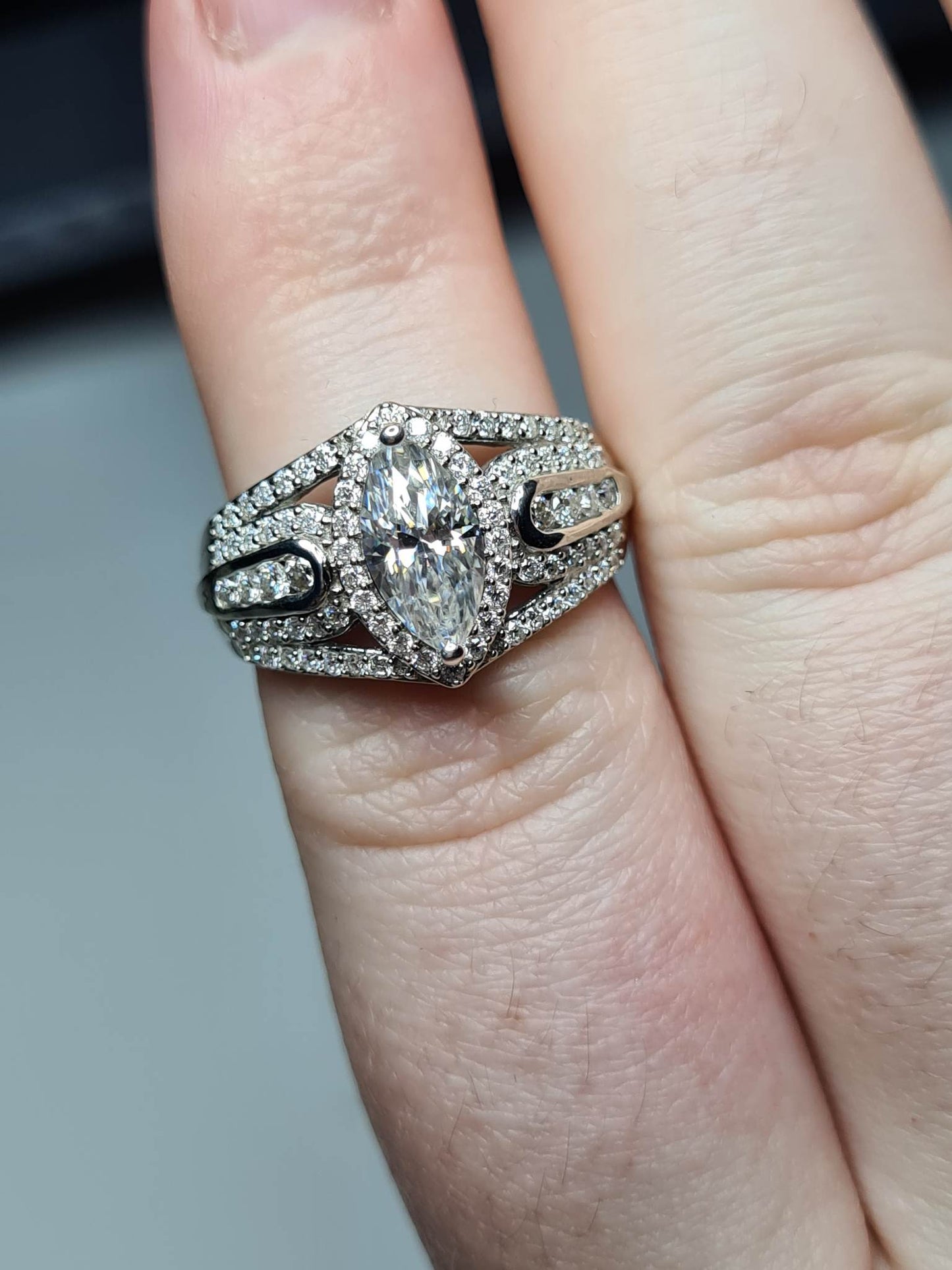 1.56Ct Marquise Moissanite Cluster Ring 925 Sterling Silver SIZE M