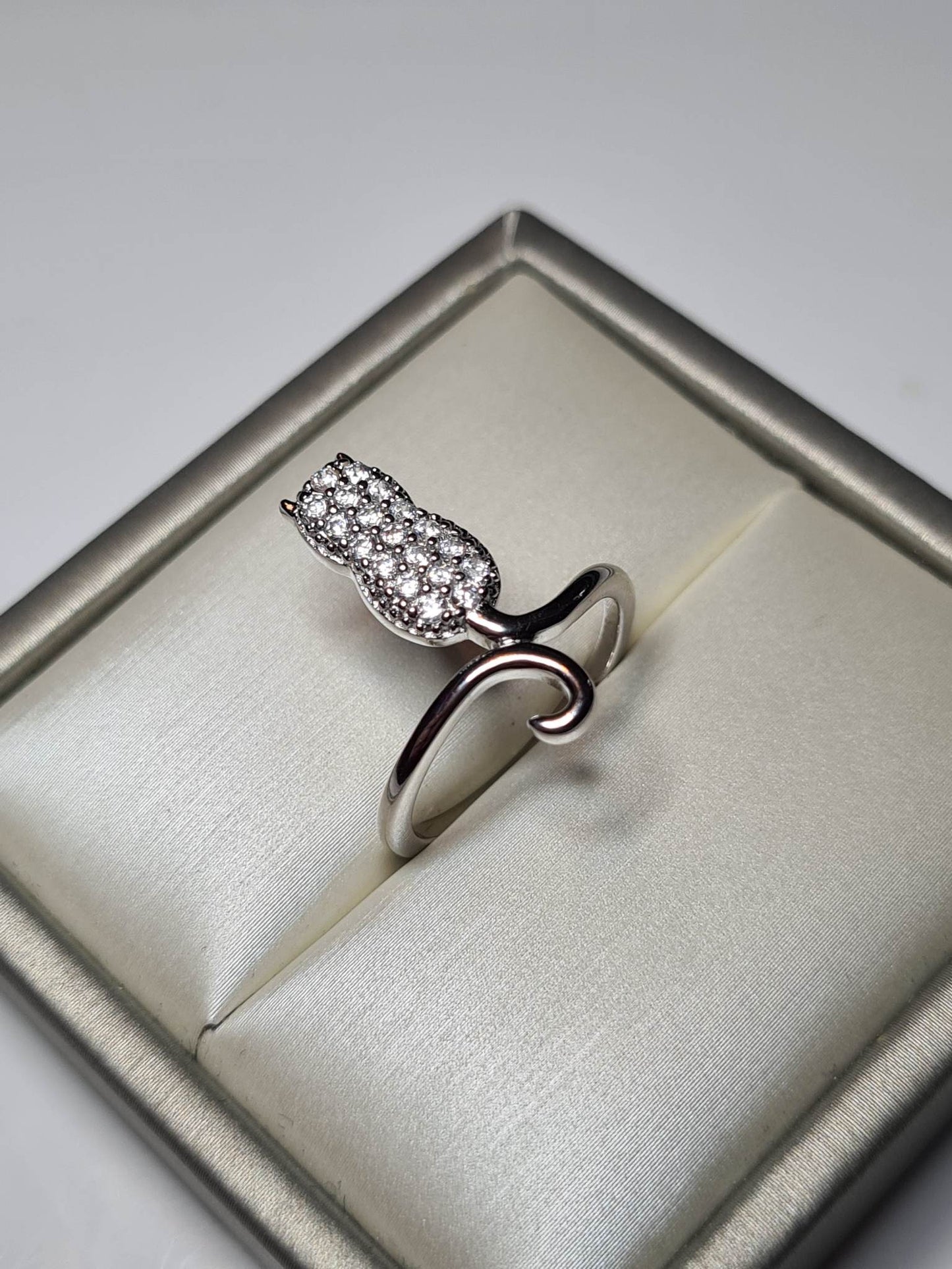 Simulated Diamond Cat Ring 925 Sterling Silver SIZE M