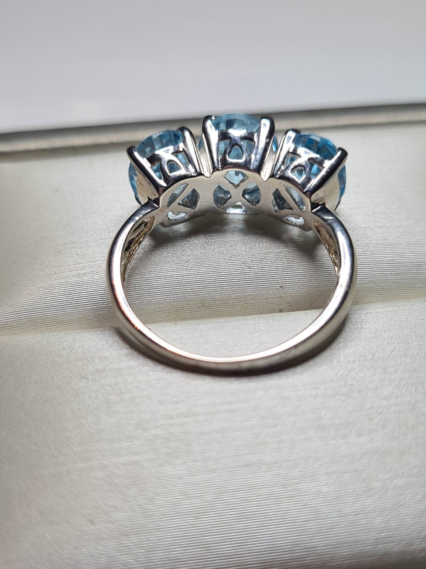 Sky Blue Topaz Trilogy Ring 925 sterling silver SIZE L
