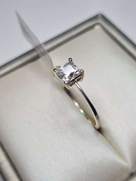 Swarovski Zirconia Princess Cut Solitaire 925 Sterling Silver SIZE R