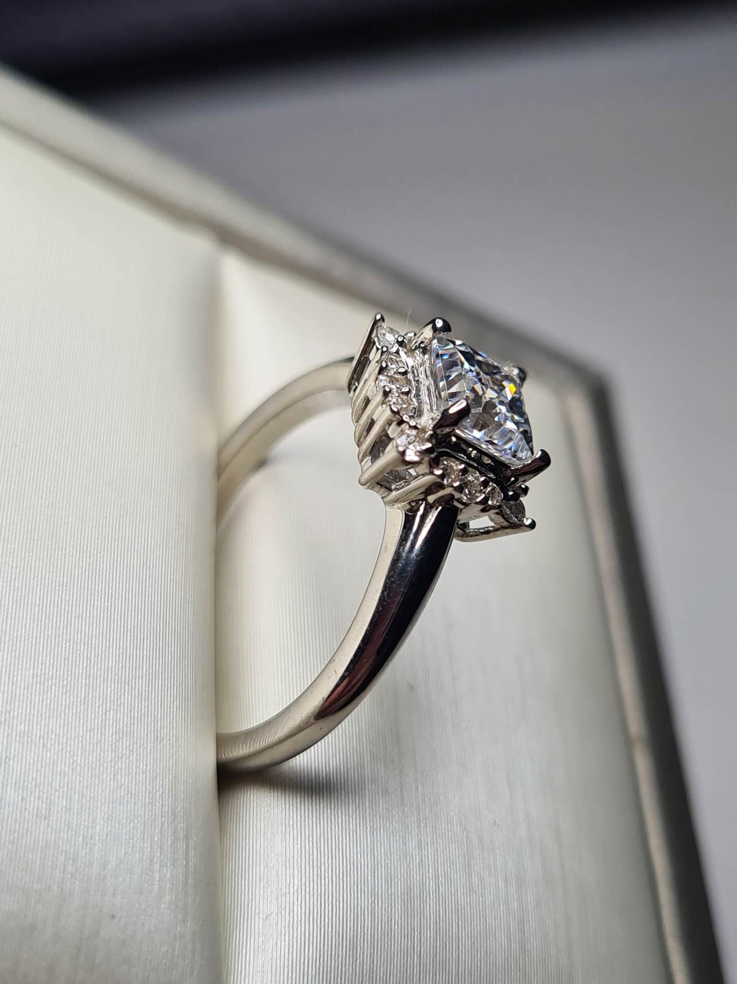 Swarovski Zirconia Princess Cut Halo Ring Sterling Silver SIZE M