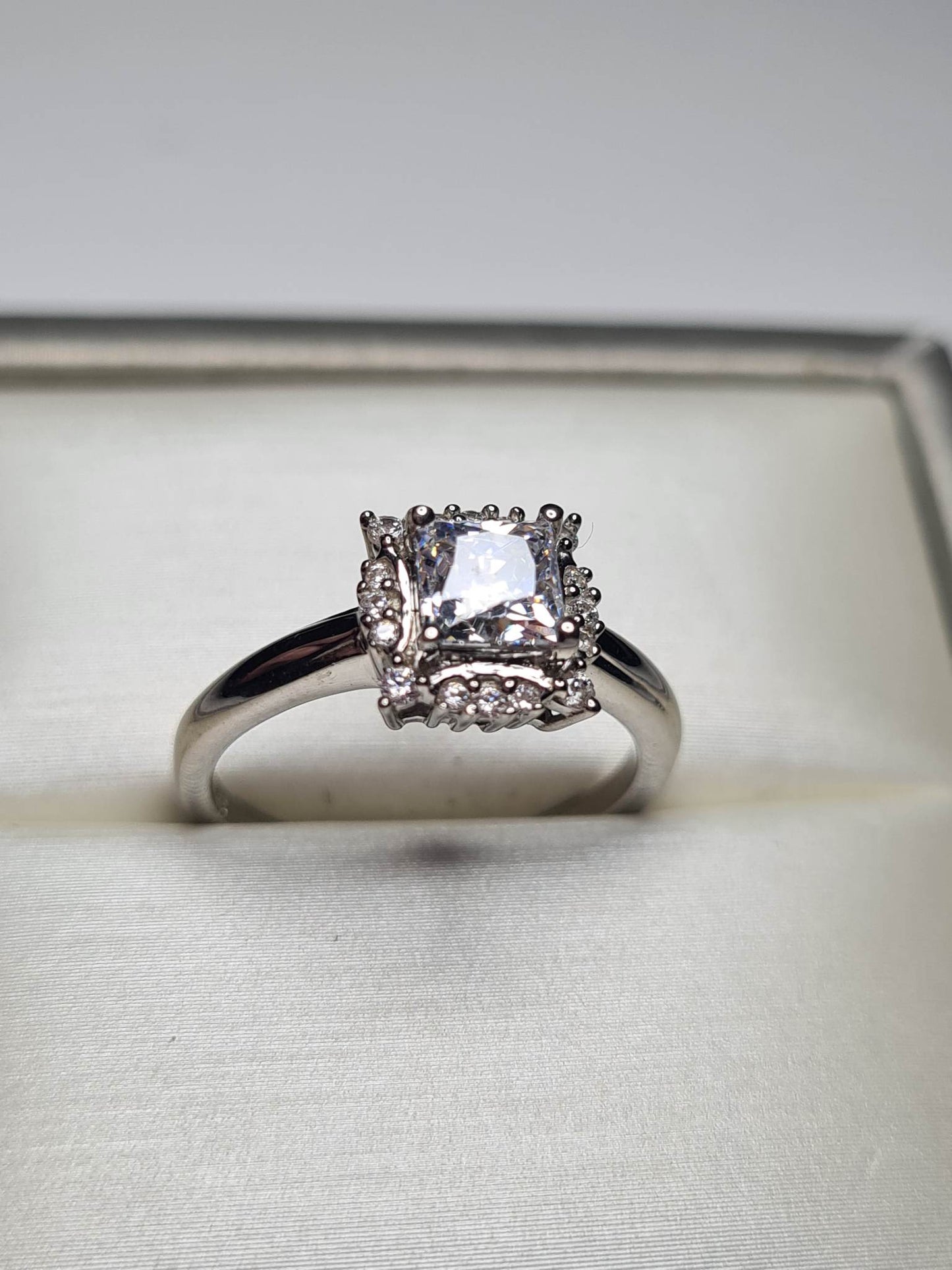 Swarovski Zirconia Princess Cut Halo Ring Sterling Silver SIZE M