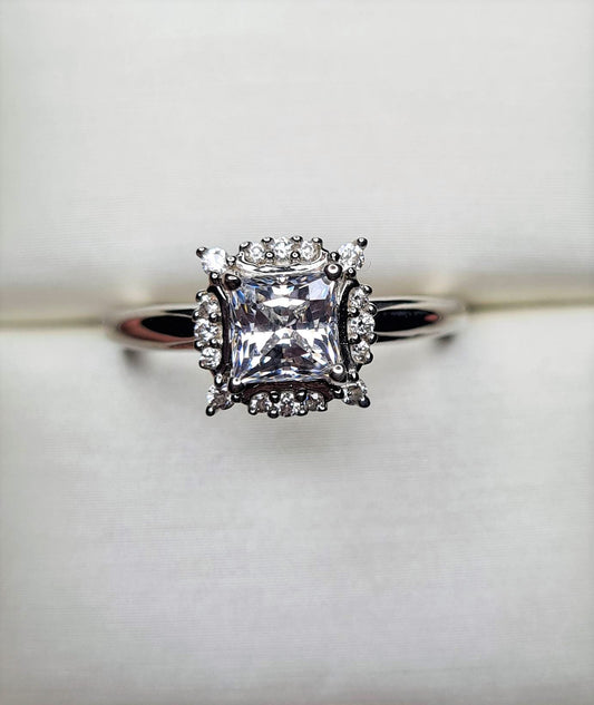 Swarovski Zirconia Princess Cut Halo Ring Sterling Silver SIZE M