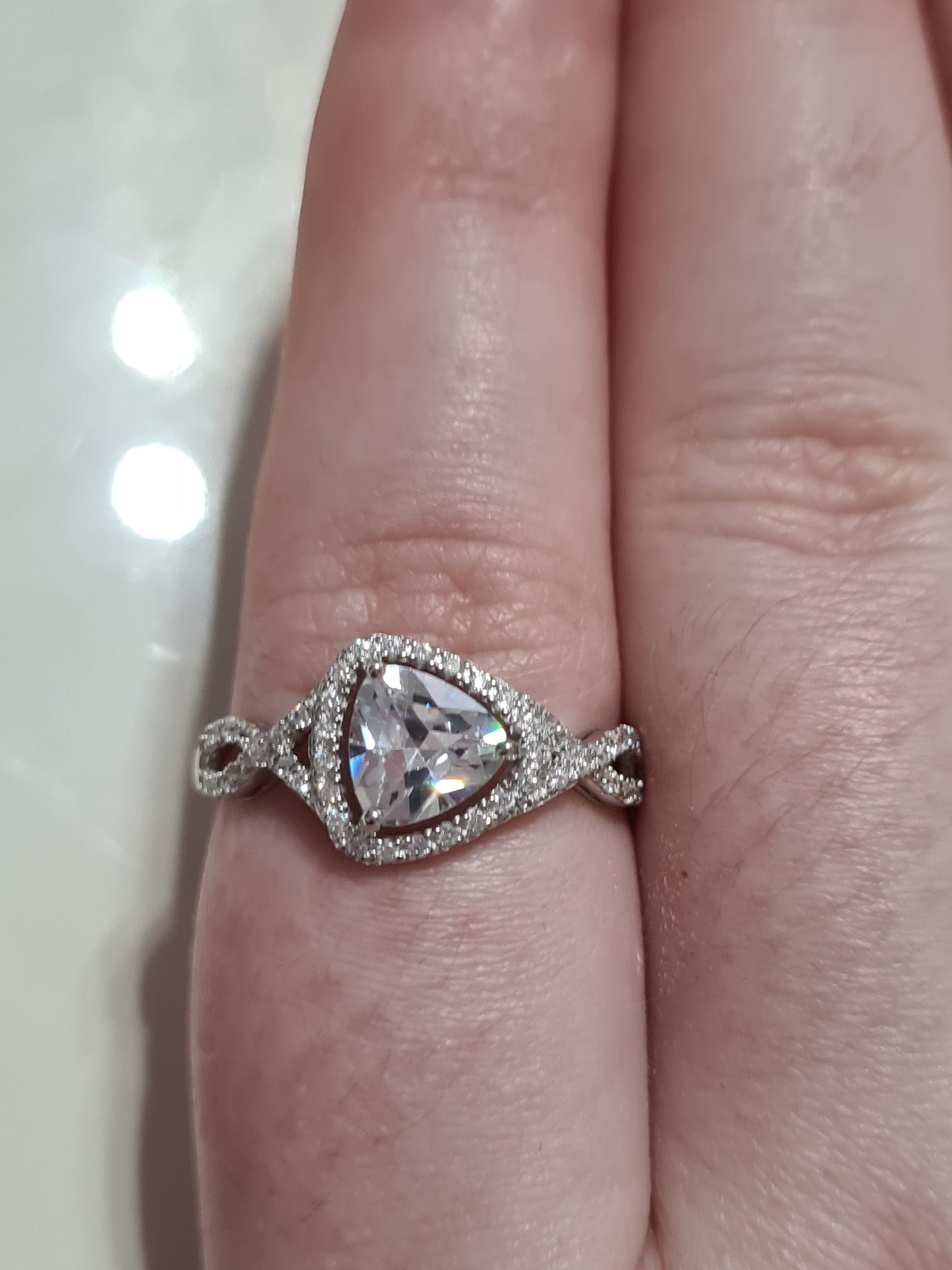 Simulated Diamond Criss-Cross  Ring 925 Sterling Silver SIZE S