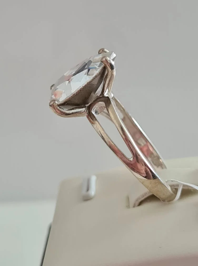 Swarovski Crystal Pear Cut Ring 925 Sterling Silver SIZE M