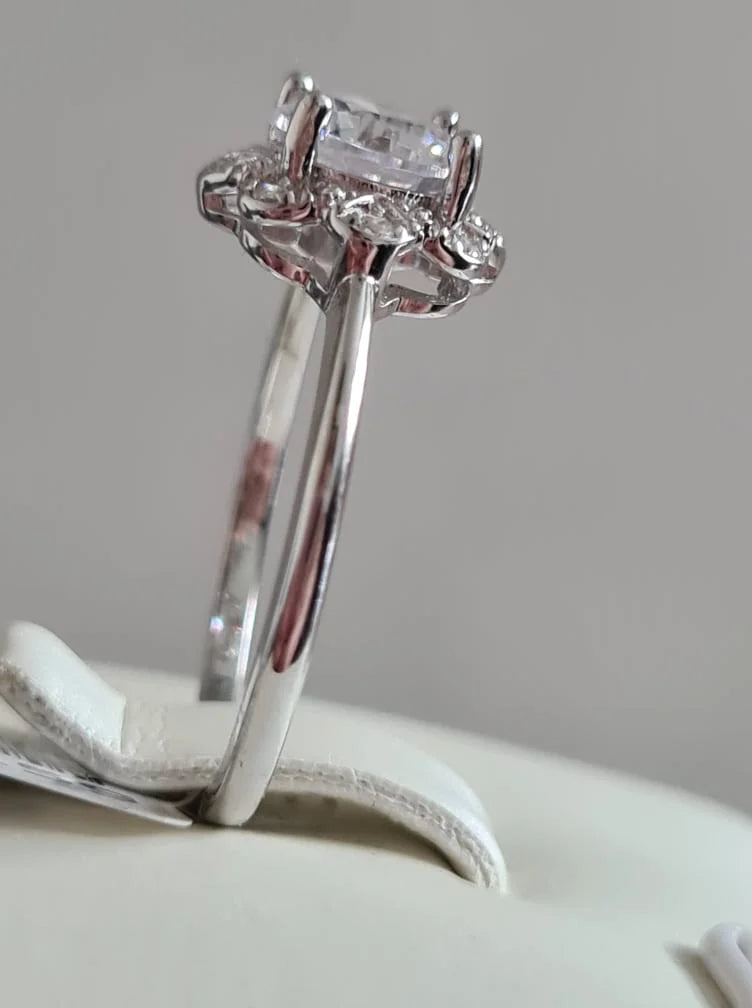 Swarovski zirconia Floral Halo Ring Set In 925 Sterling Silver SIZES P,S