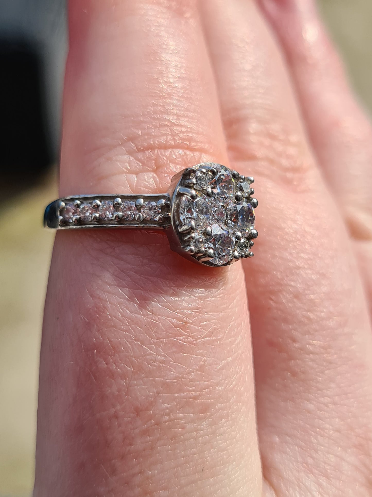 Swarovski Zirconia Halo Cluster Ring 925 Sterling Silver SIZES M , Q