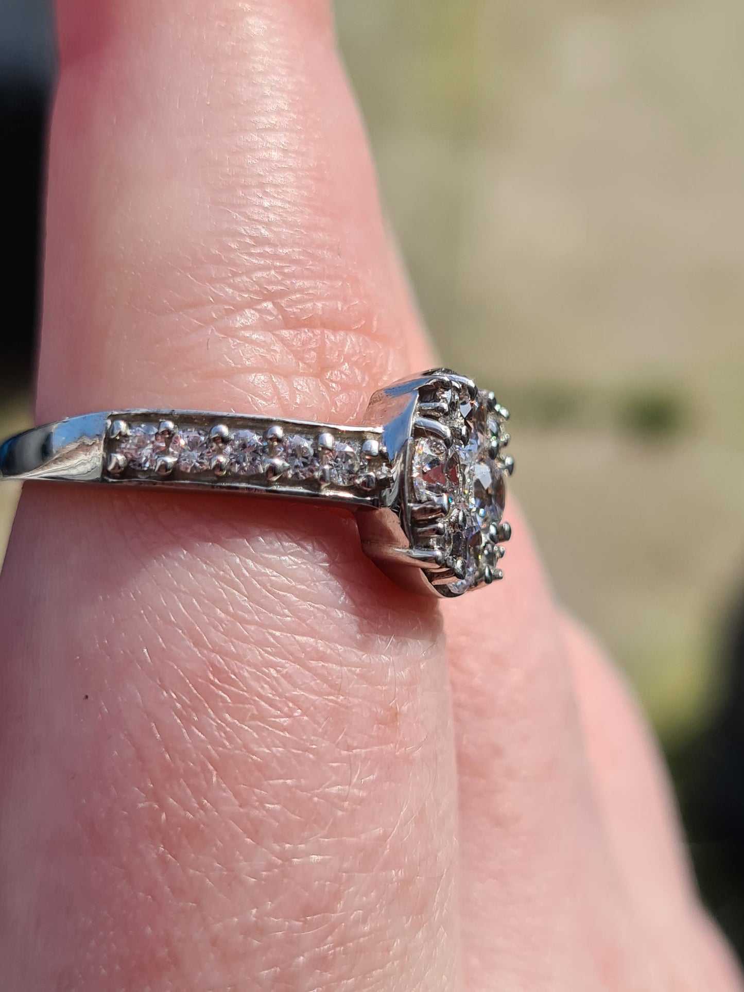 Swarovski Zirconia Halo Cluster Ring 925 Sterling Silver SIZES M , Q