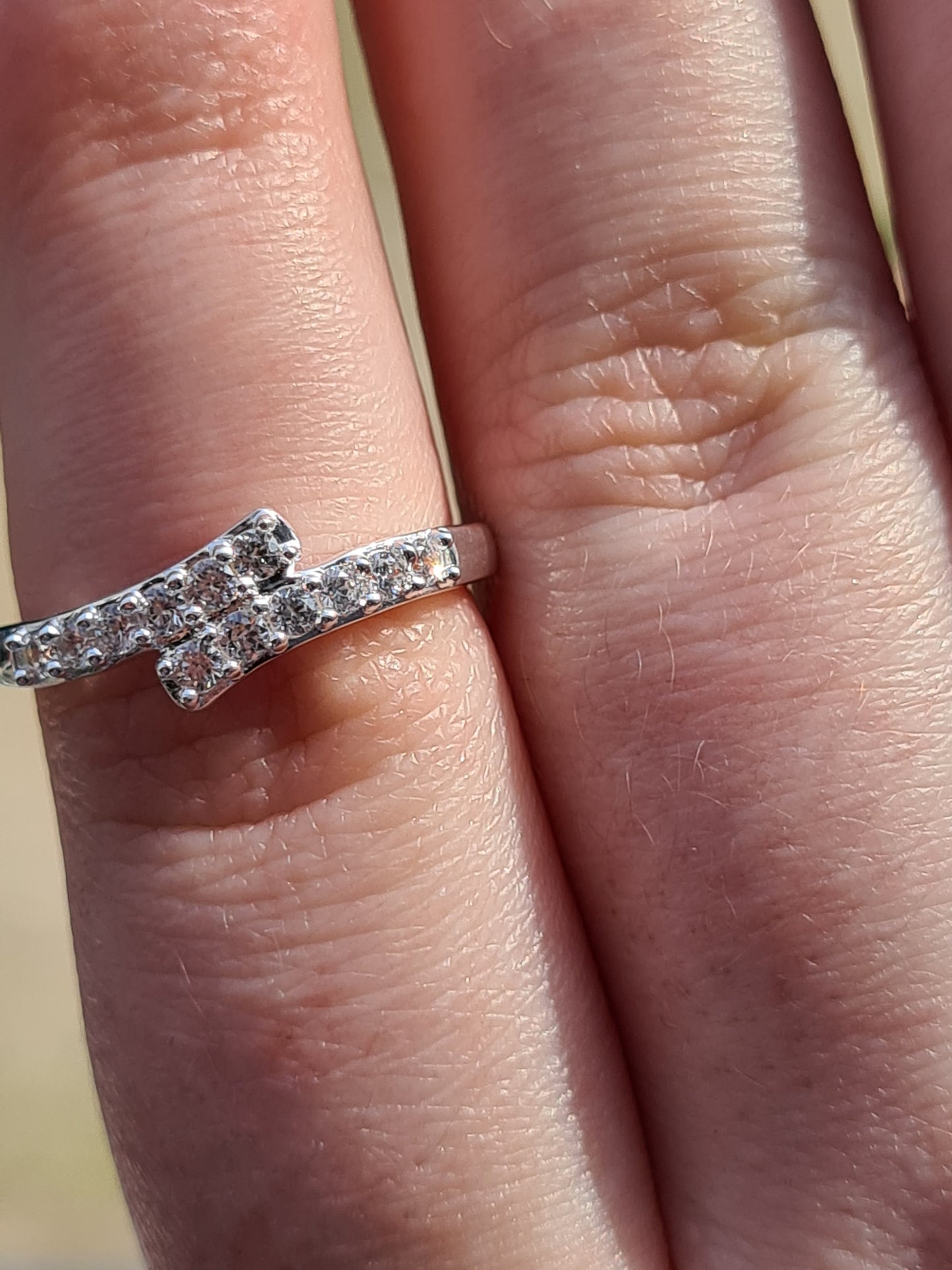 Swarovski Zirconia Bypass Band Ring 925 Sterling Silver SIZE P