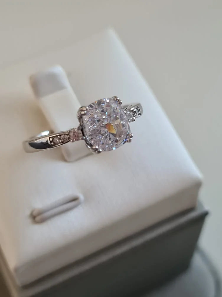 Simulated Diamond Ring 925 Sterling Silver SIZE Q