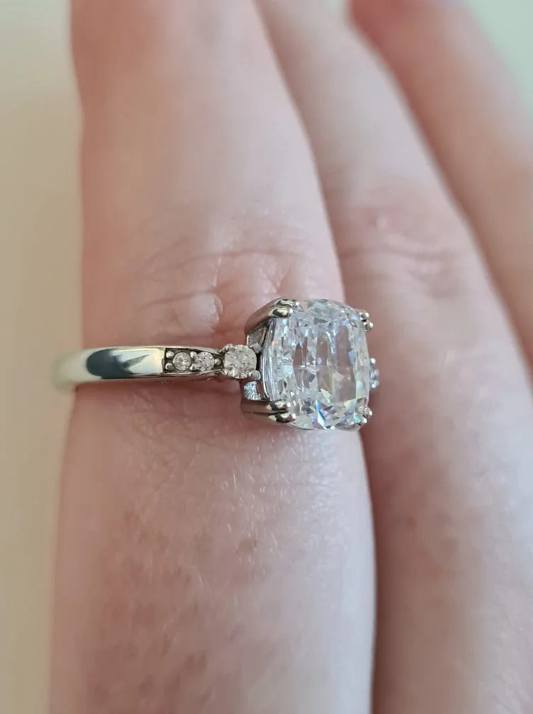 Simulated Diamond Ring 925 Sterling Silver SIZE Q