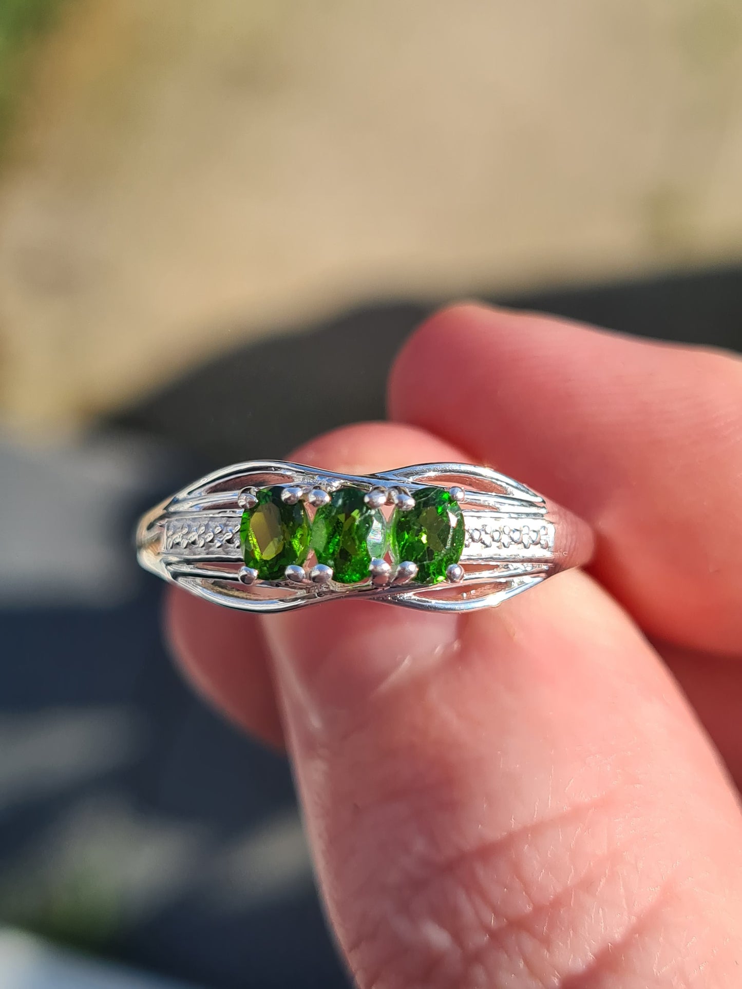 Russian Diopside Trilogy Ring 925 Sterling Silver SIZES P , R