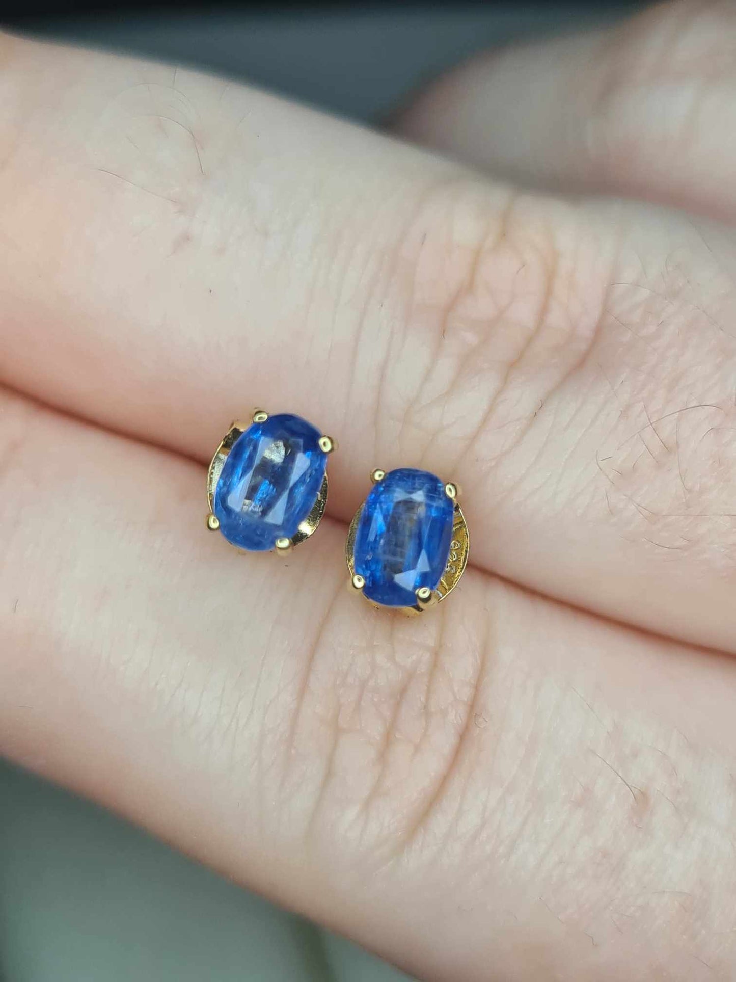 1.28ct Natural Himalayan Kyanite Solitaire Stud Earrings in 18K Gold Overlay 925 Sterling Silver