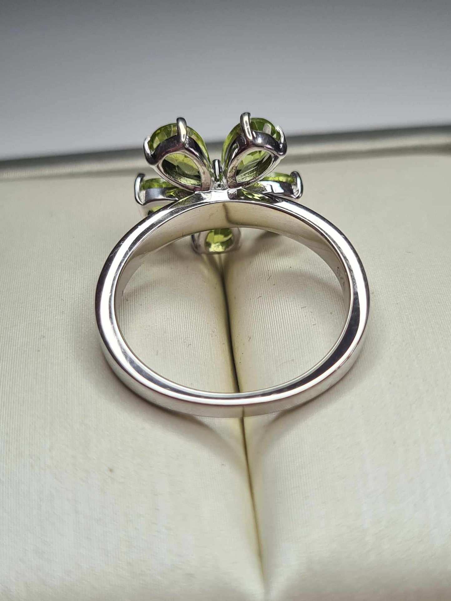 2.10 Ct Hebei Peridot & Moissanite Floral Ring in Rhodium Overlay 925 Sterling Silver