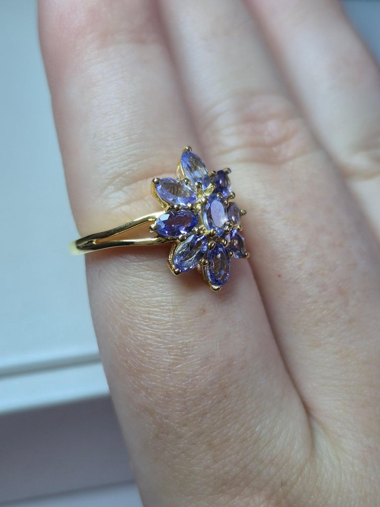 2.12ct Tanzanite Floral Ring in Yellow Gold Plated 925 Sterling Silver SIZE O