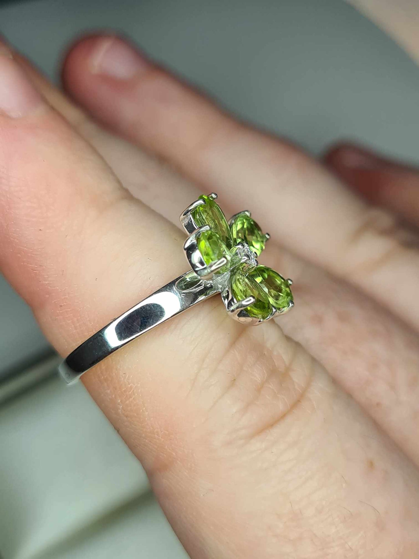 2.10 Ct Hebei Peridot & Moissanite Floral Ring in Rhodium Overlay 925 Sterling Silver