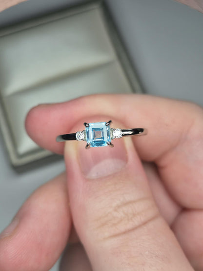 1.35ct Blue Zircon & Moissanite Ring in 925 Sterling Silver