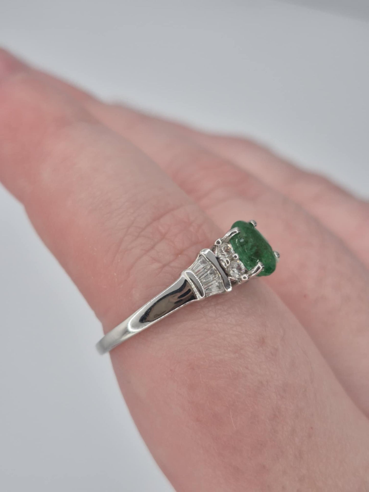 1.361ct AAEmerald & White Zircon Ring in Platinum Overlay 925 Sterling Silver SIZE T