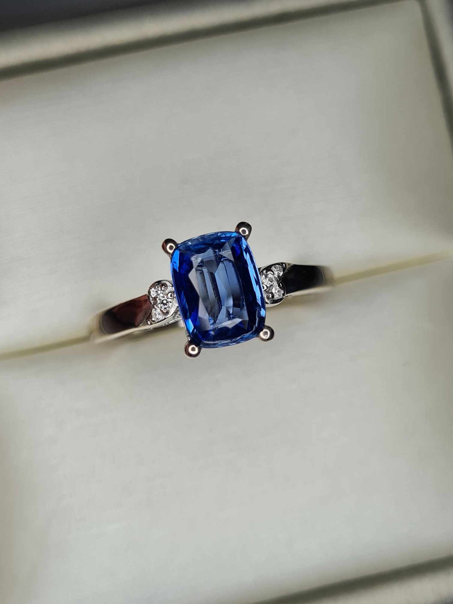 1.80ct Natural Himalayan Kyanite & Natural Zircon Ring in Platinum Overlay 925 Sterling Silver SIZE M