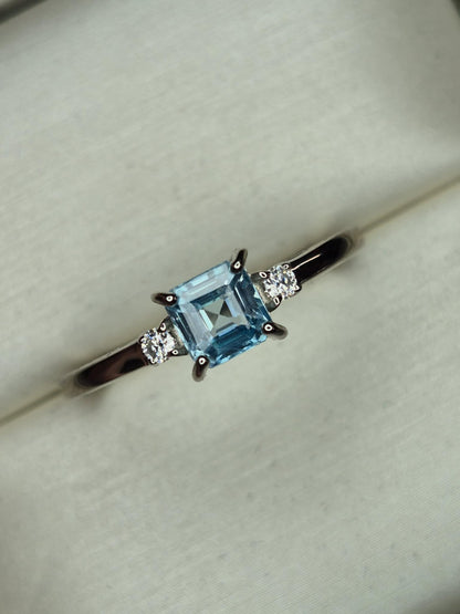 1.35ct Blue Zircon & Moissanite Ring in 925 Sterling Silver