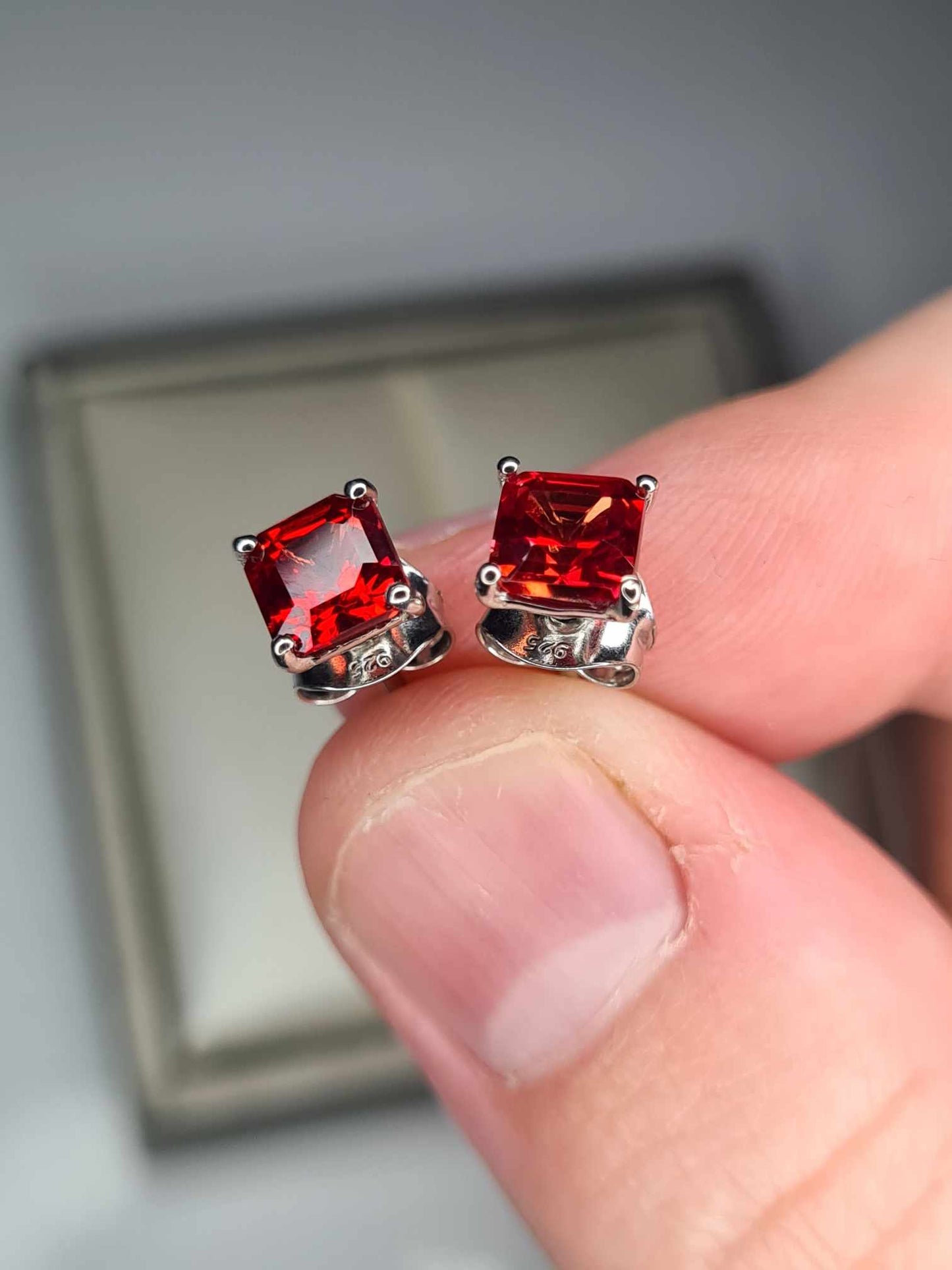 1.90ct Lab Created Padparadscha Sapphire Solitaire Stud Earrings in Platinum Overlay 925 Sterling Silver