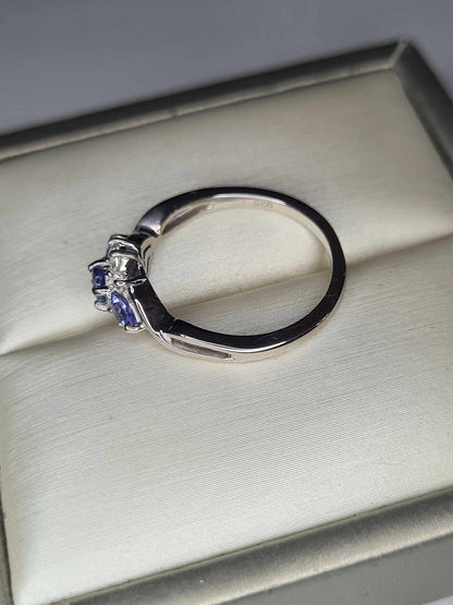 0.661ct Tanzanite &amp; White Zircon Three Stone Ring in Platinum Overlay 925 Sterling Silver SIZE L