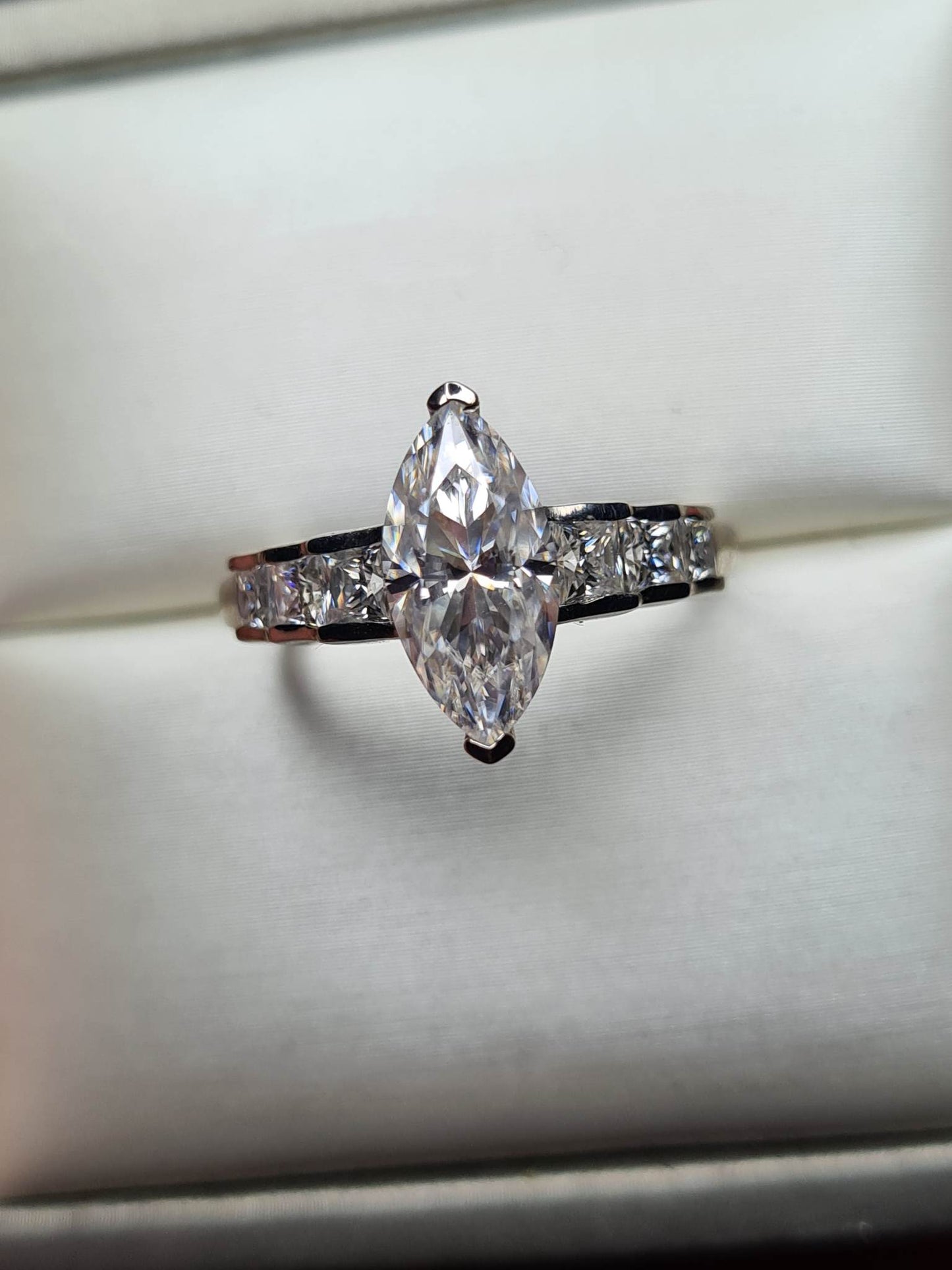 2.59ct Marquise Cut Moissanite Ring 925 Sterling Silver SIZE Q