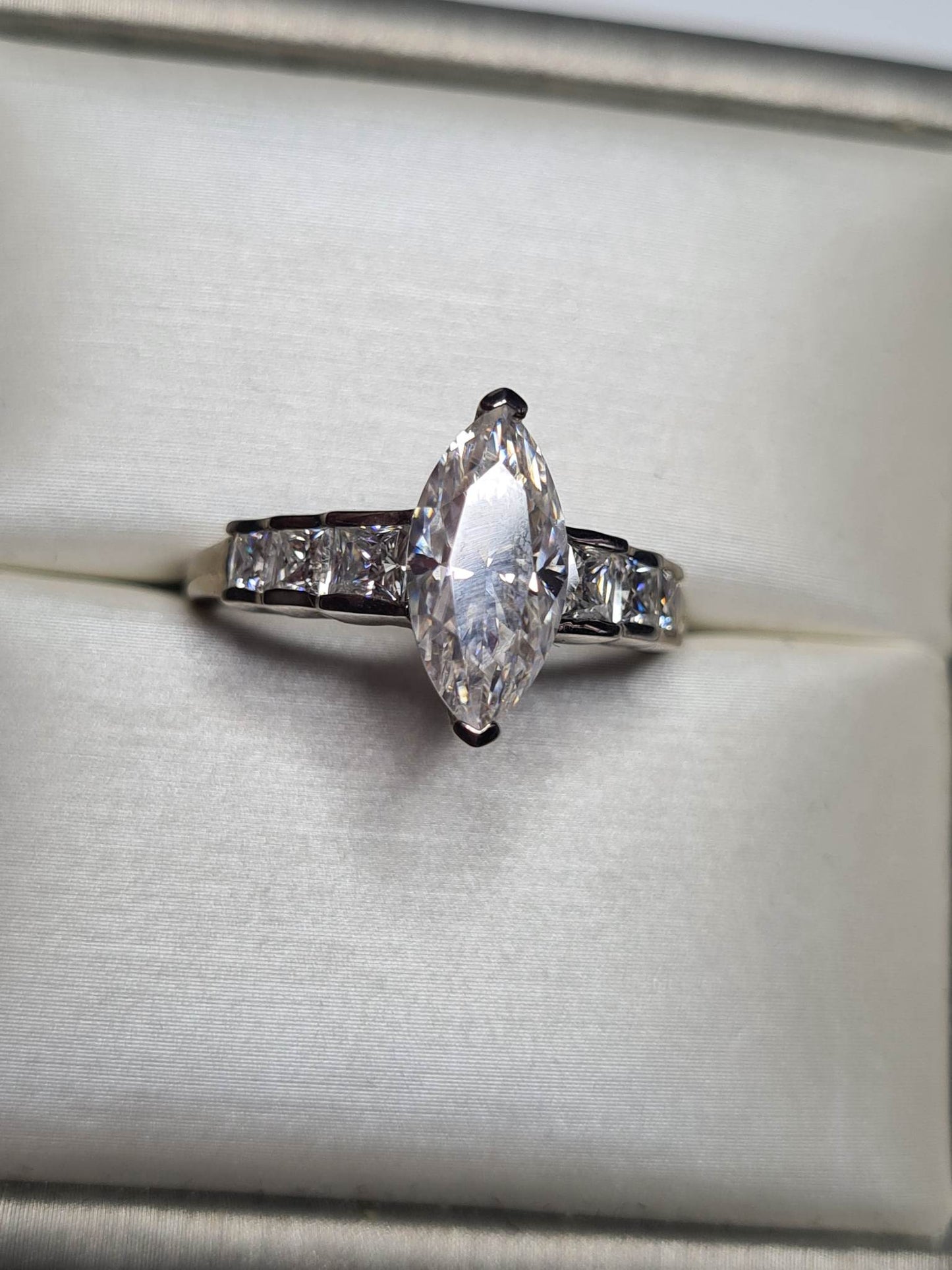 2.59ct Marquise Cut Moissanite Ring 925 Sterling Silver SIZE Q