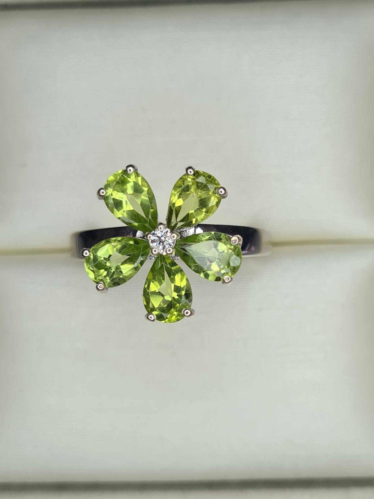 2.10 Ct Hebei Peridot & Moissanite Floral Ring in Rhodium Overlay 925 Sterling Silver