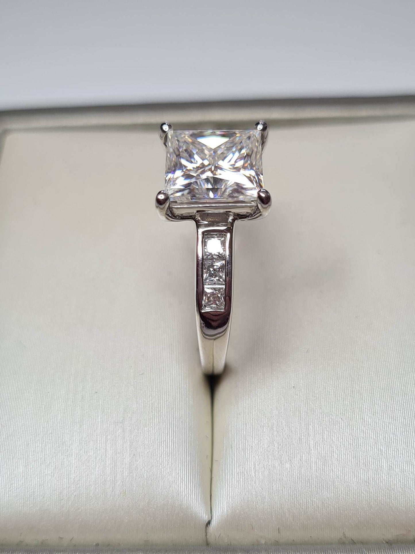 3ct Square Cut Moissanite Ring 925 sterling silver SIZE K