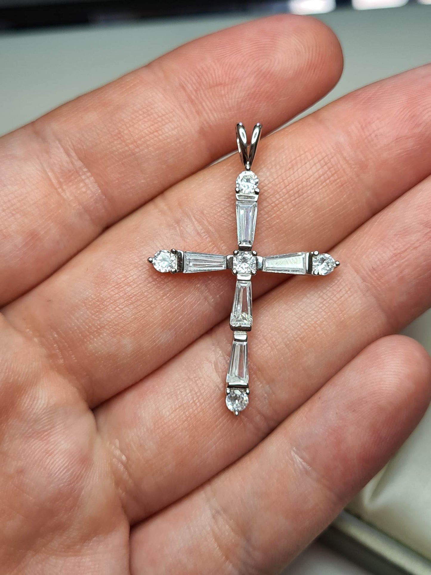 1.28ct Simulated Diamond Cross Pendant 925 Sterling Silver