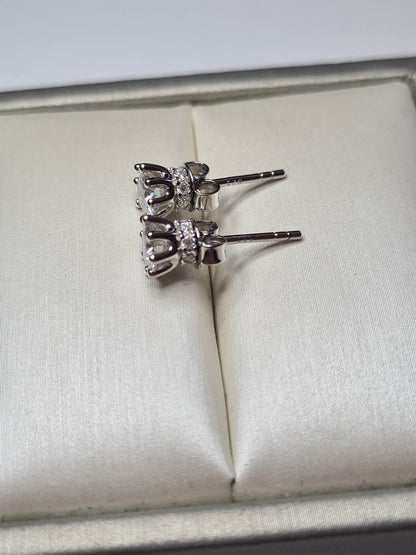 1.060ct Moissanite Halo Stud Earrings 925 Sterling Silver