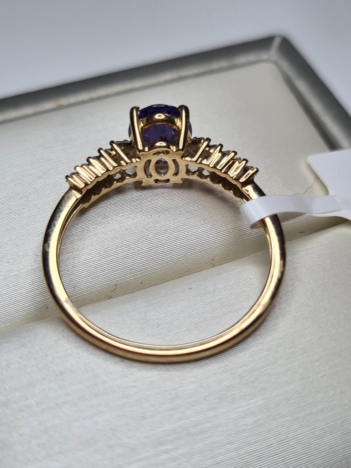 9K Yellow Gold Tanzanite & Natural Diamond Ring SIZE P