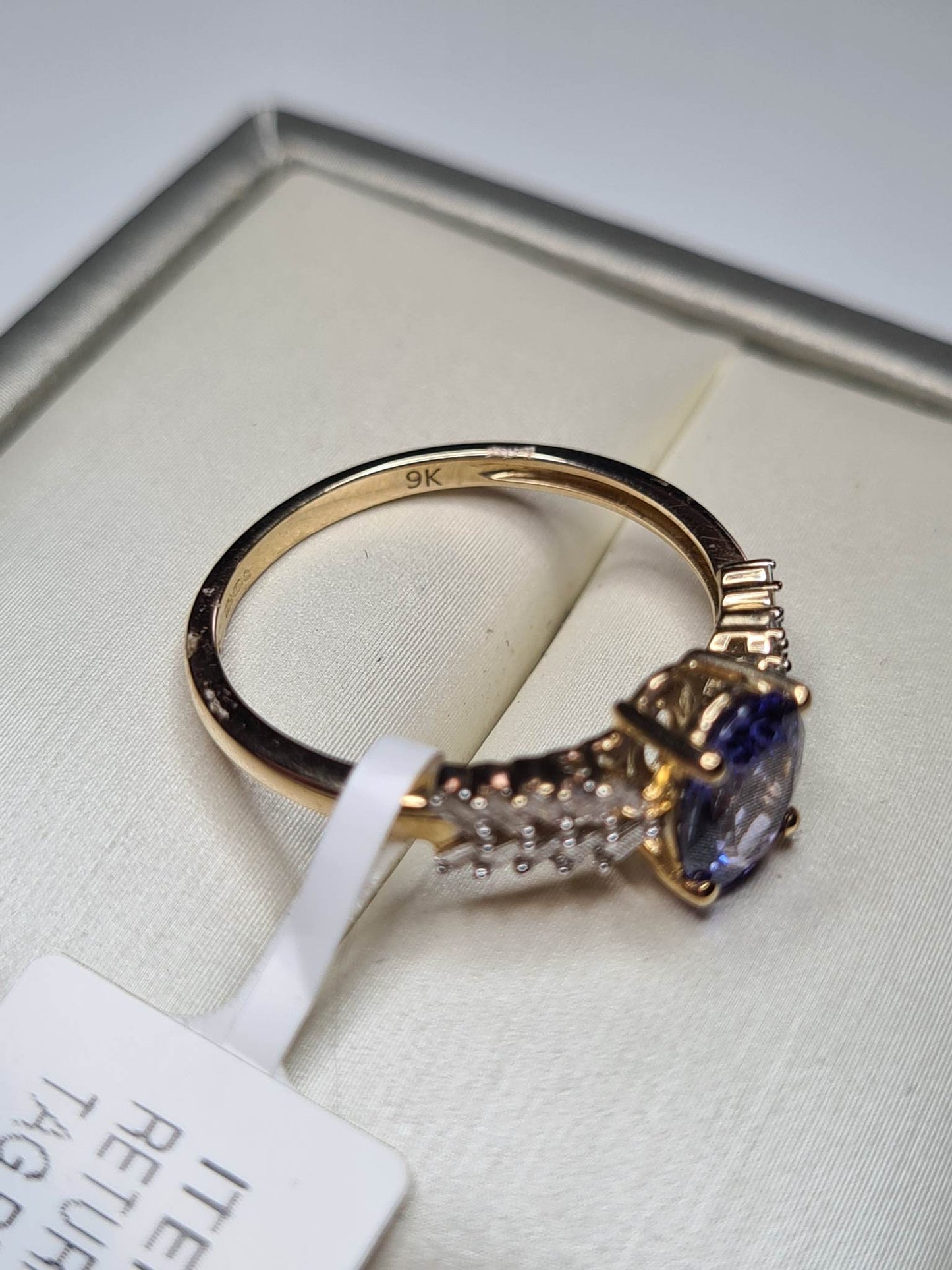 9K Yellow Gold Tanzanite & Natural Diamond Ring SIZE P