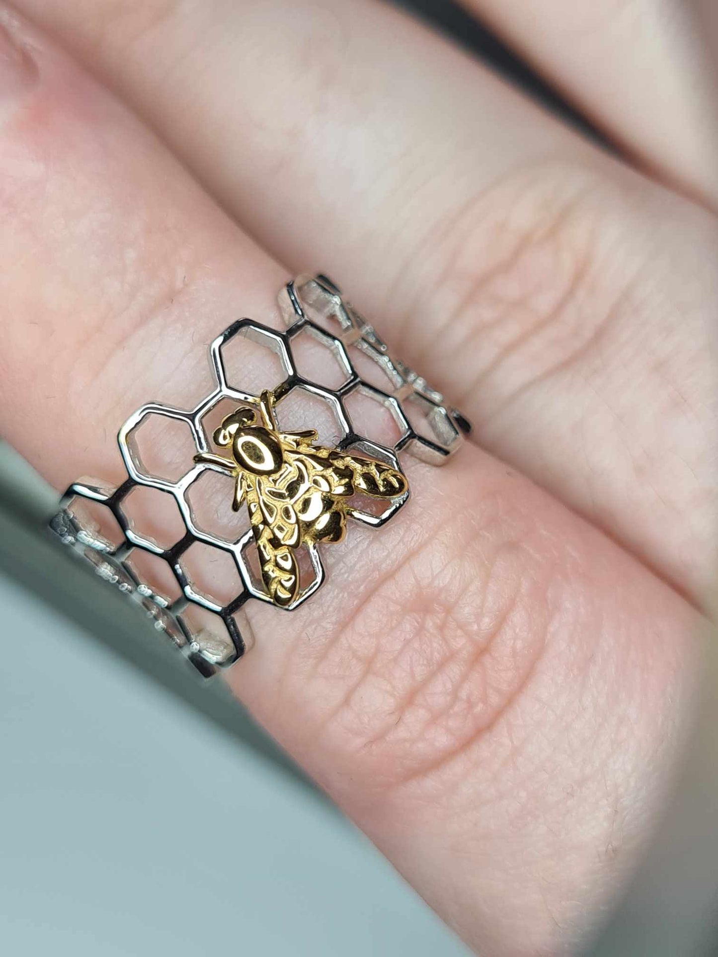 Bee Honey Comb Ring 925 sterling silver SIZE M